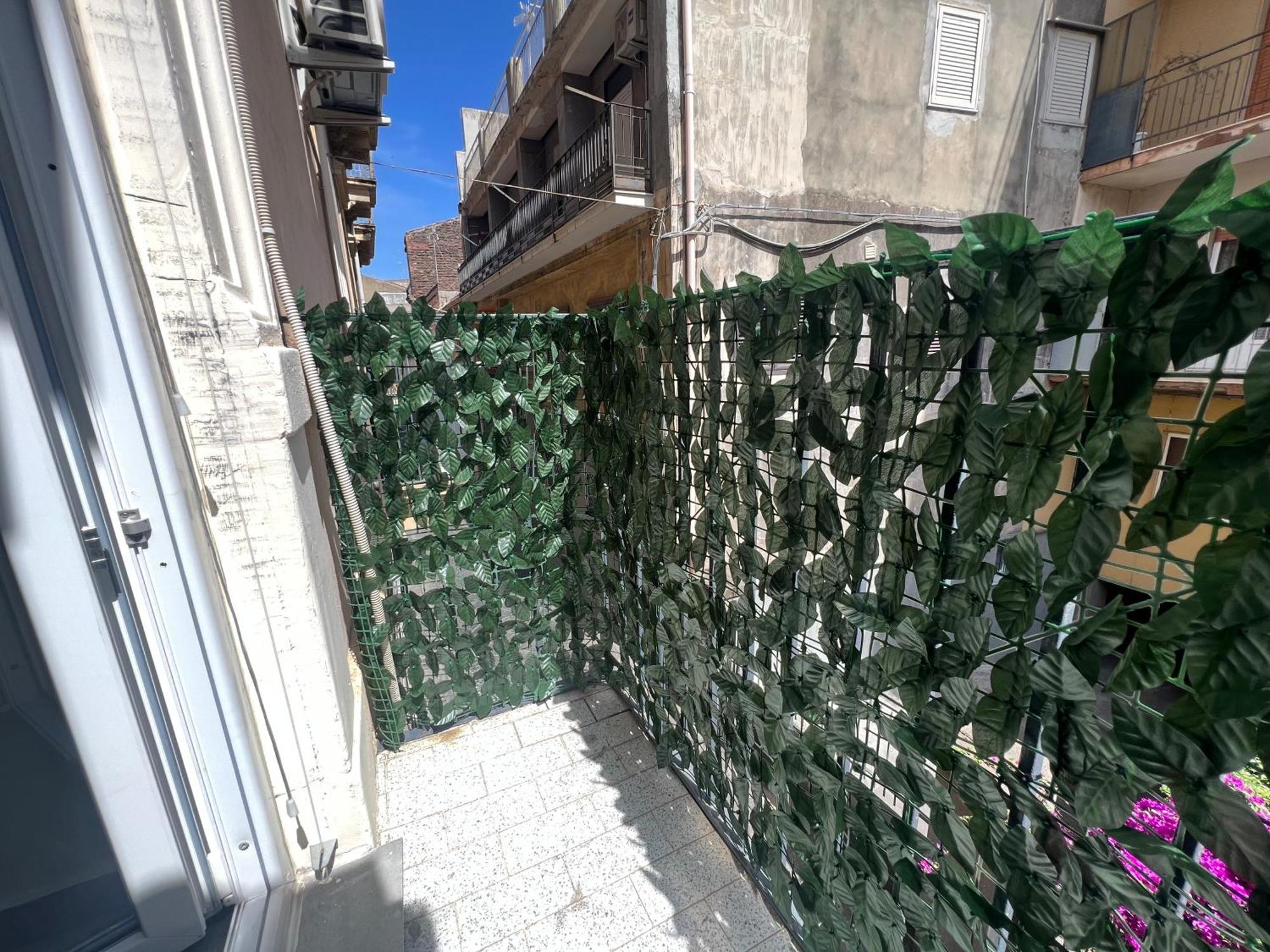 Leoscar Apartment In Catania Center Self Check-In Exteriör bild